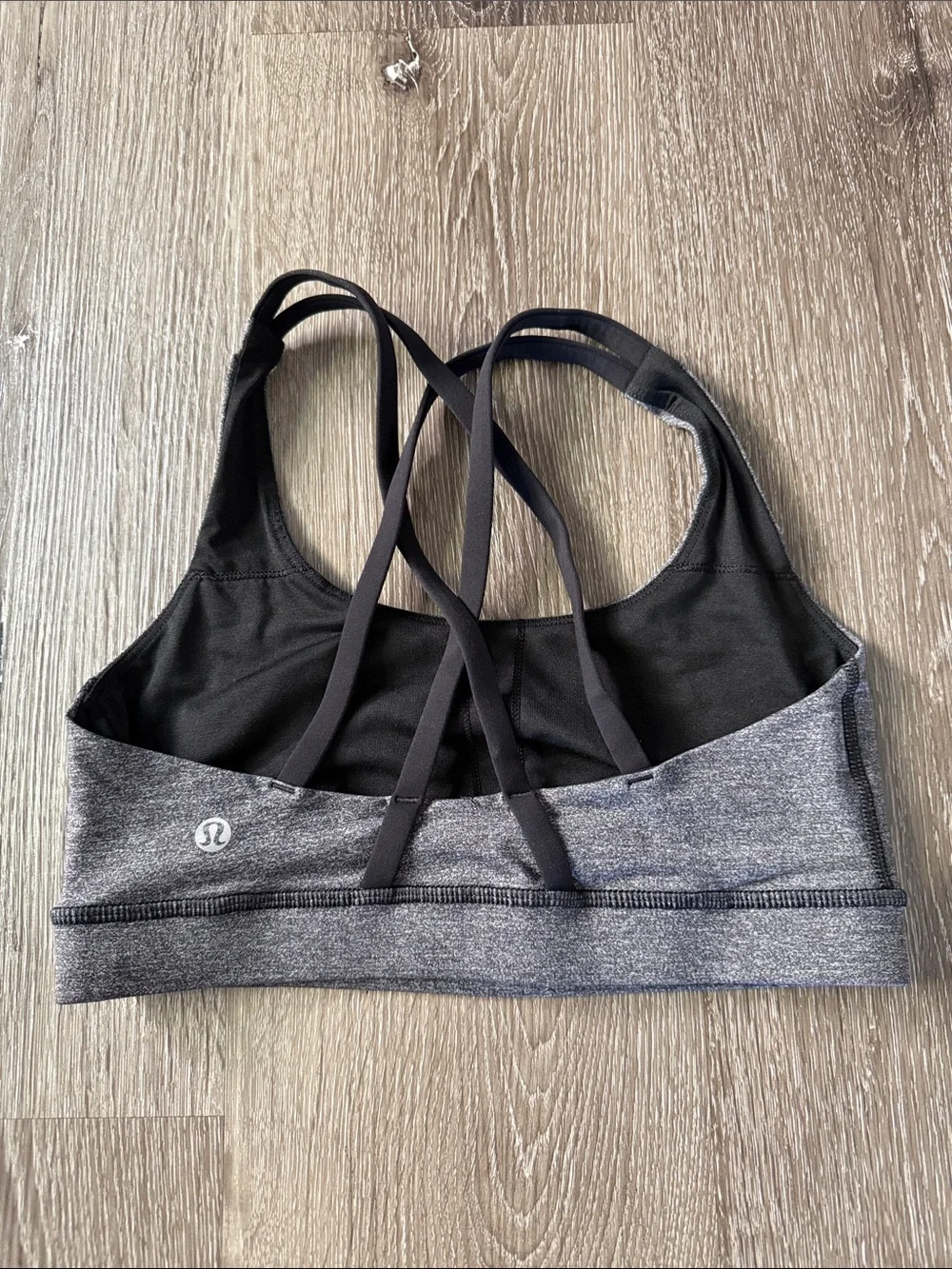 Lululemon Energy Bra Size 6 in Grey & Black